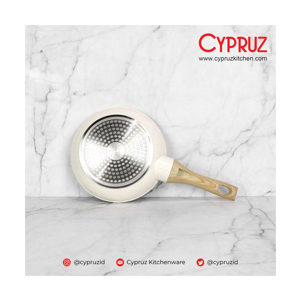 Cypruz White Marble Series Gagang Coklat Kayu Fry Pan Cm X